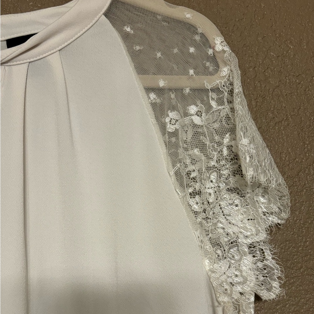 Worthington Keyhole Lace Sleeve Blouse EUC Size Petite XXL - Picture 3 of 8